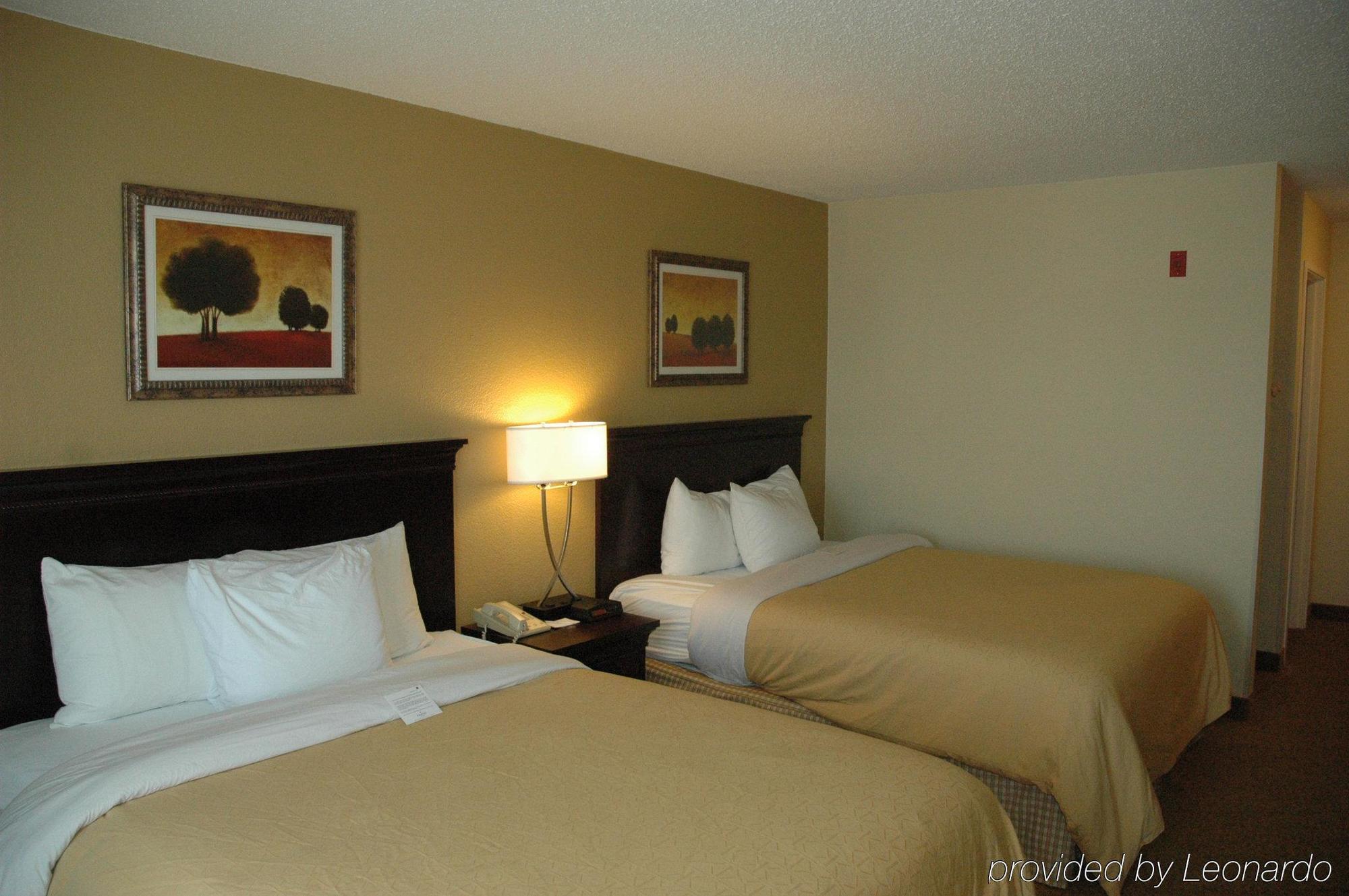 Country Inn & Suites By Radisson, West Bend, Wi المظهر الخارجي الصورة